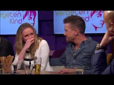 Pip tot tranen geroerd door Johnny’s goede doel – RTL LATE NIGHT