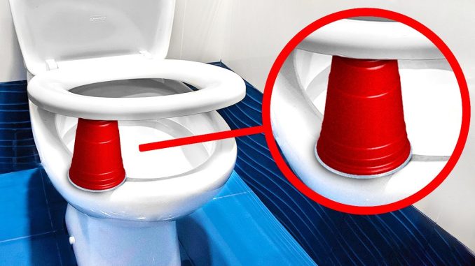 Don’t Go Inside If You See a Red Cup Under Toilet Seat