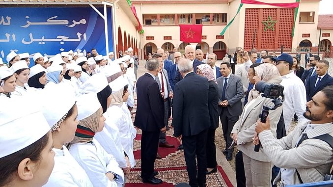 وزير التربية الوطنية في زيارة تفقدية لمركز لالة نزهة للفرصة الثانية الجيل الجديد بوجدة