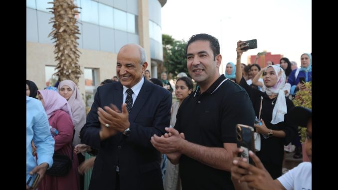 محمد بوعرورو و إدريس بوجوالة يخلقان الحدث في احتفاء التميز بالمستفيدات من التكوين الحرفي بوجدة
